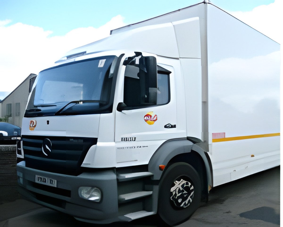 Box lorry